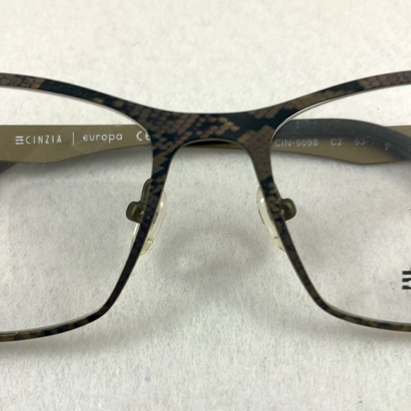 NWT CINZIA Glasses Frame, case and box - Picture 10 of 12